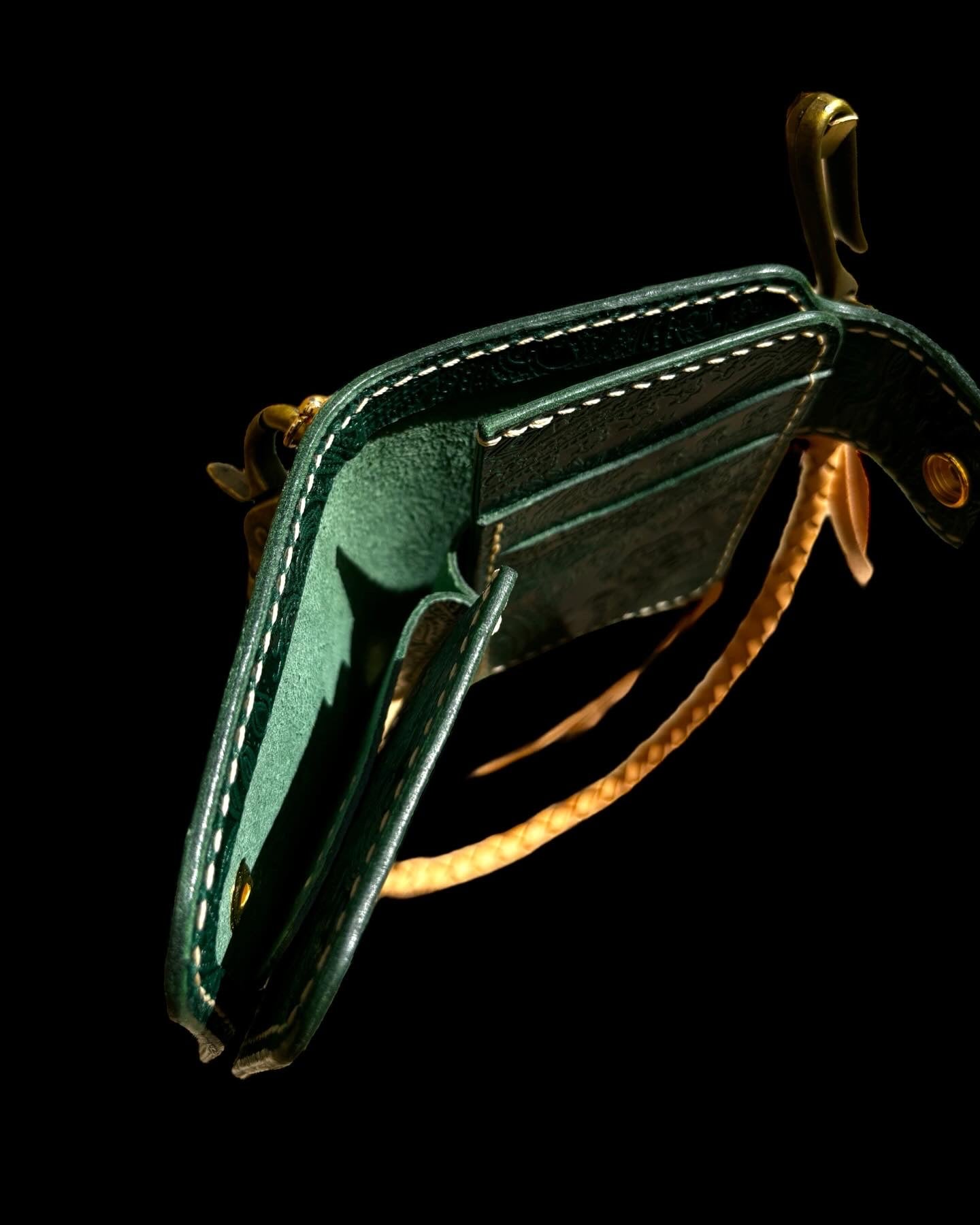 Handmadeq Biker Wallet, handcrafted Leather Wallet made using Italian quality leather